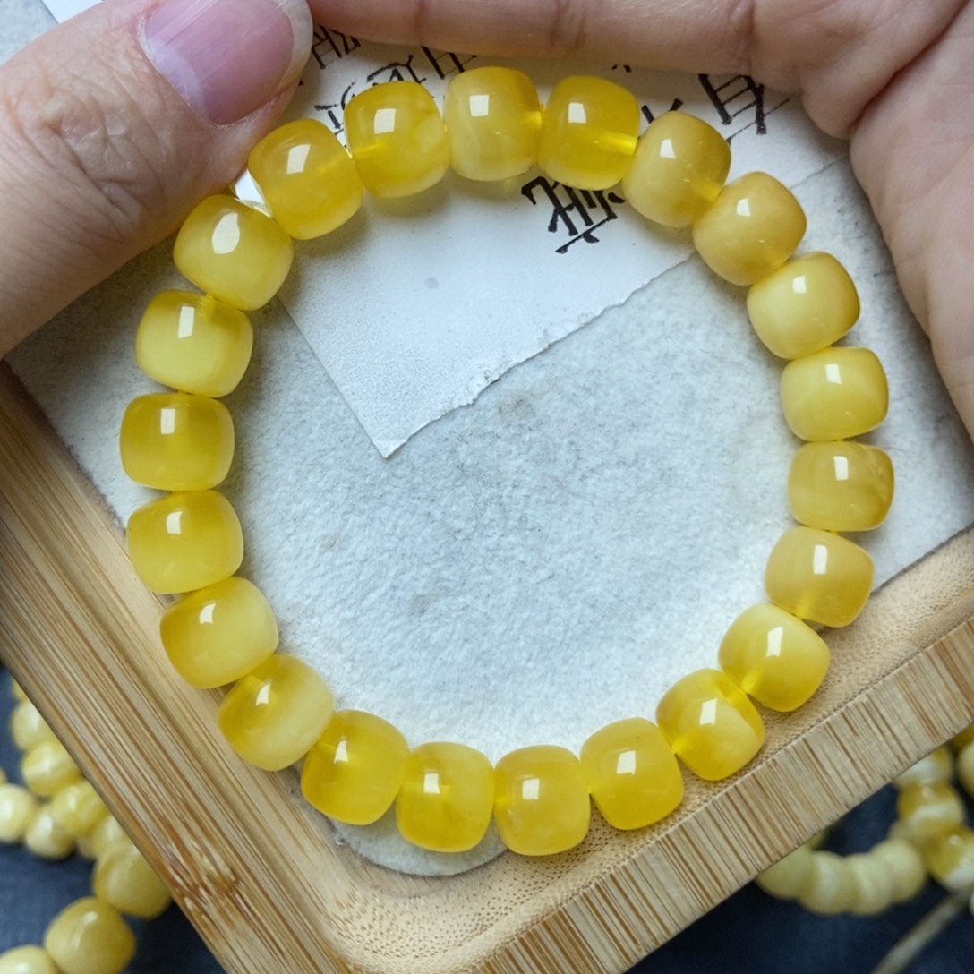 蜜蜡未镶嵌珠宝奇石22