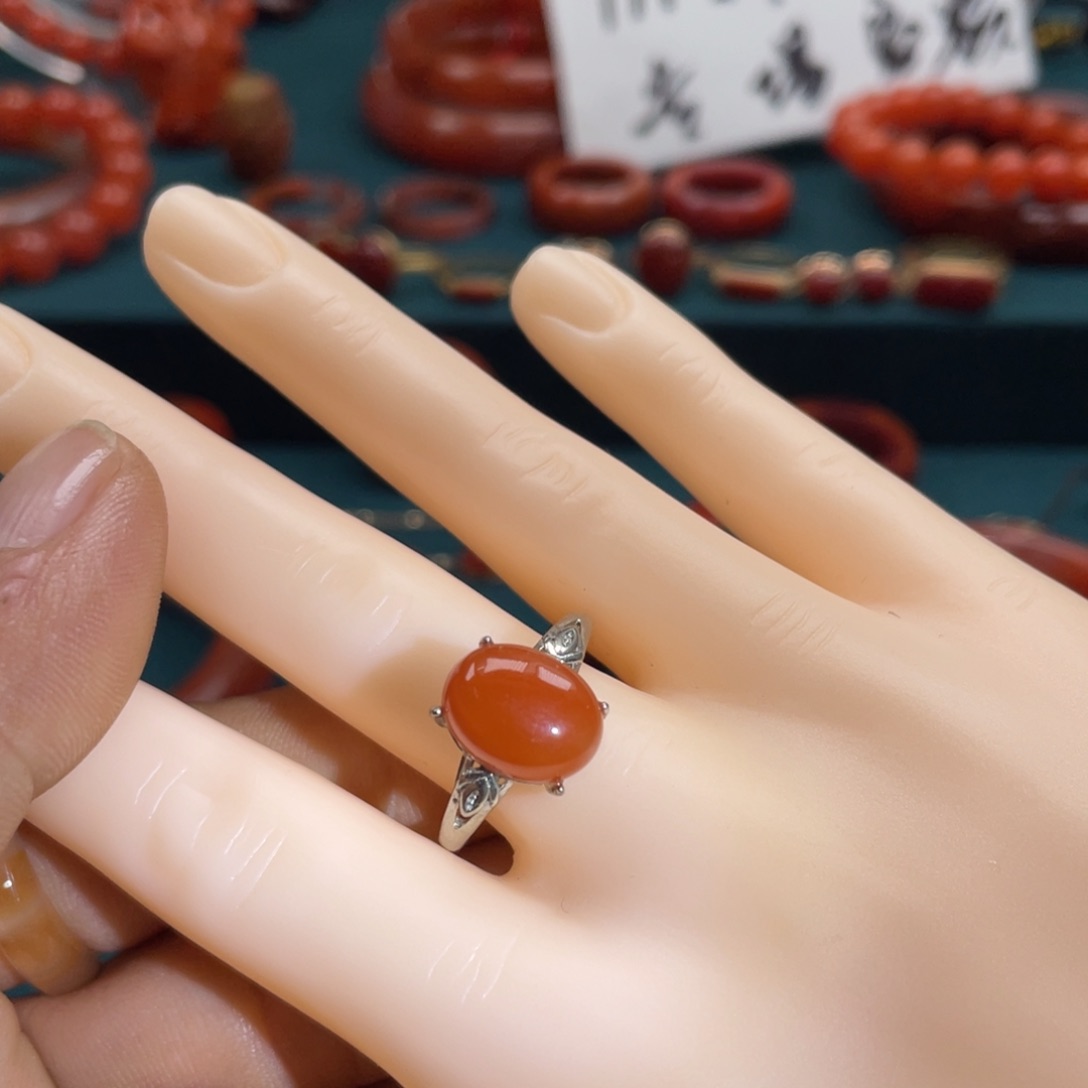 南红玛瑙川料满肉南红戒指银S925镶嵌