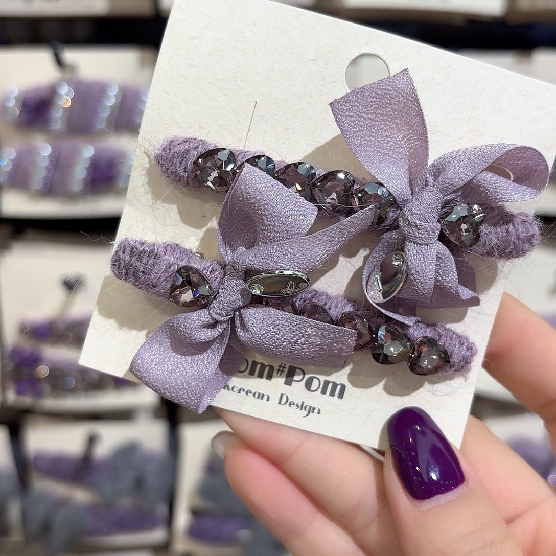 皮质铁合金蝴蝶结压夹一对