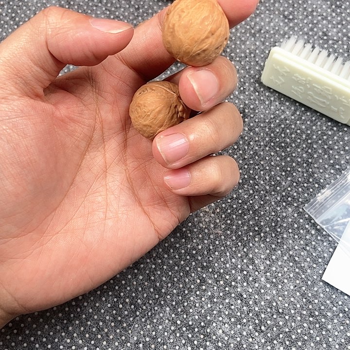 文玩核桃吊坠平底锅24