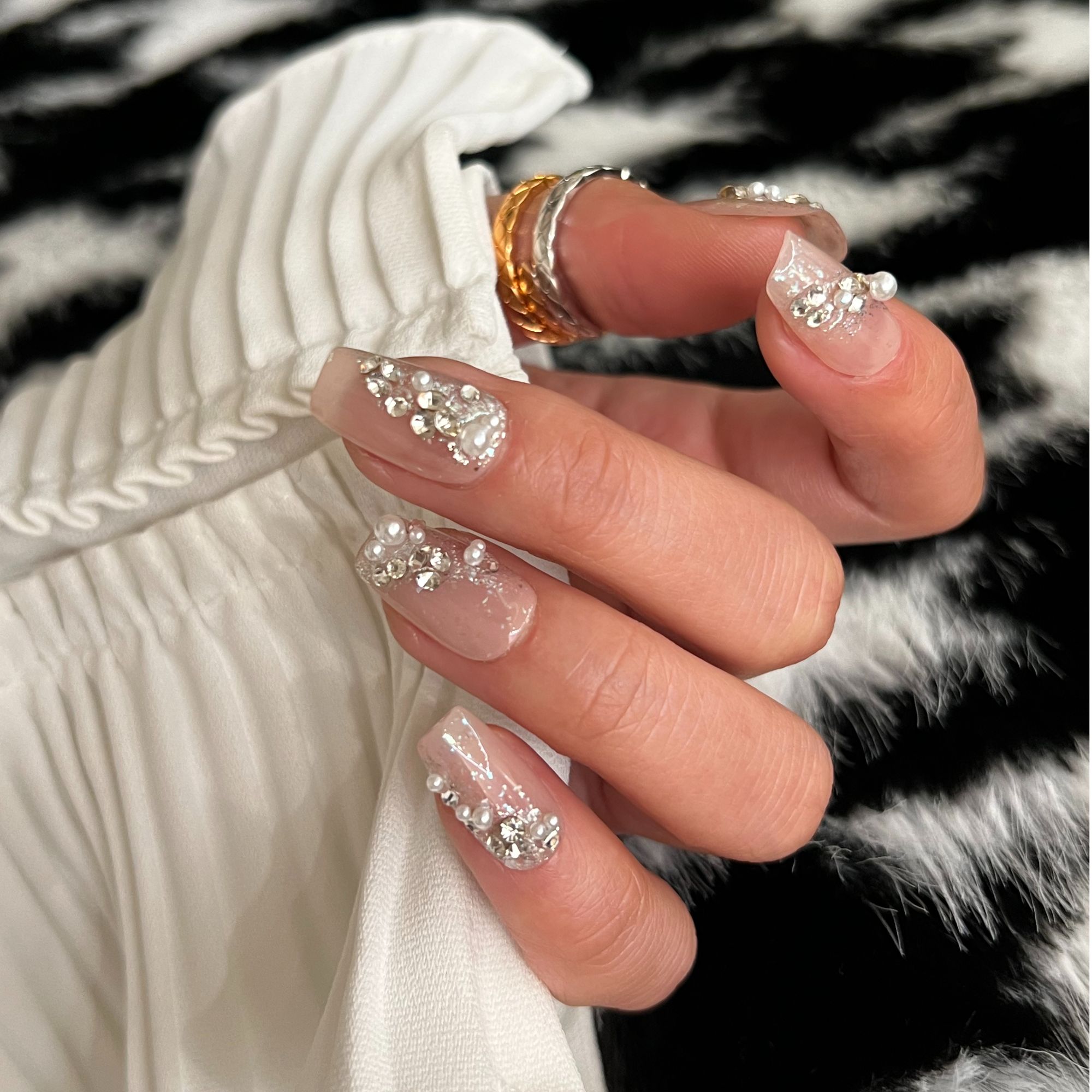 BYREESE | 白纱一戴谁都不爱 轻奢珍珠穿戴甲