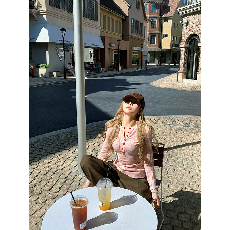 【七颗虾滑】2025女秋冬新款内搭长袖粉色修身针织衫毛衣NA001#