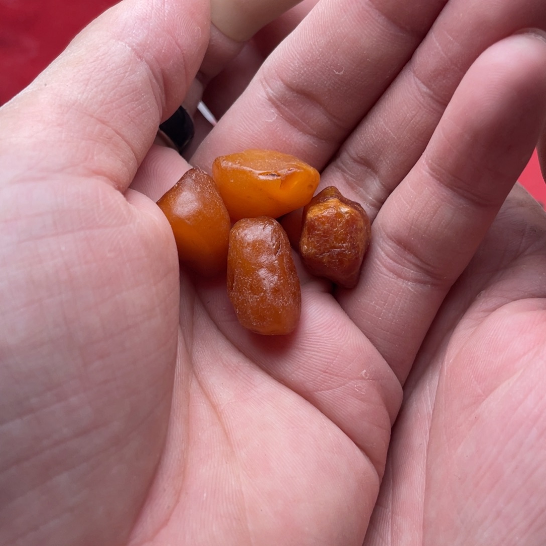 琥珀珠宝奇石未镶嵌款**r