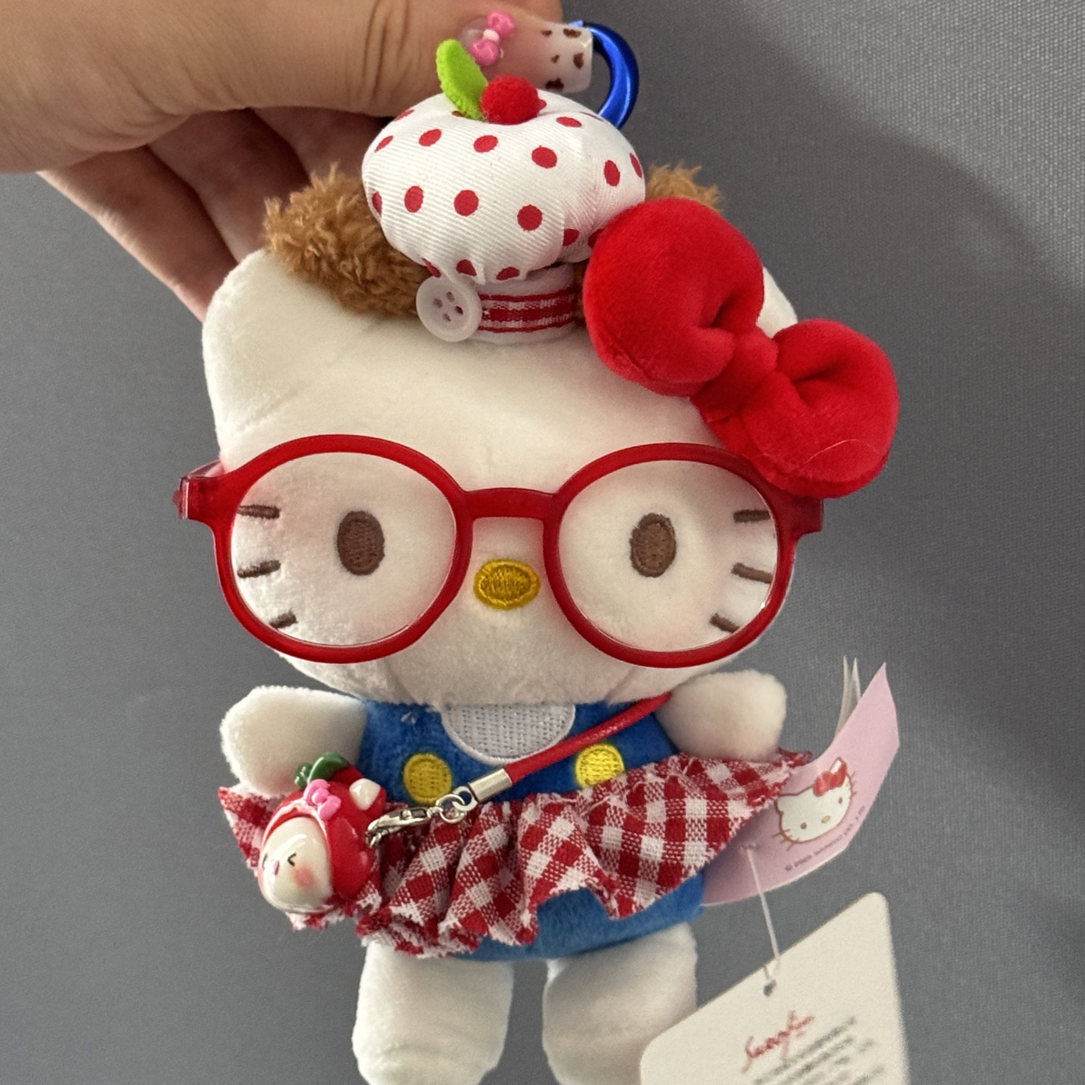 【热卖】正版hello kitty毛绒可爱苹果甜心生日圣诞元旦礼物包挂饰