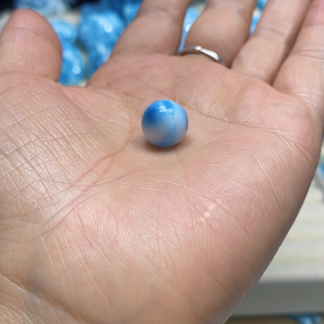 针钠钙石（海纹石）颈饰未镶嵌酱**酱