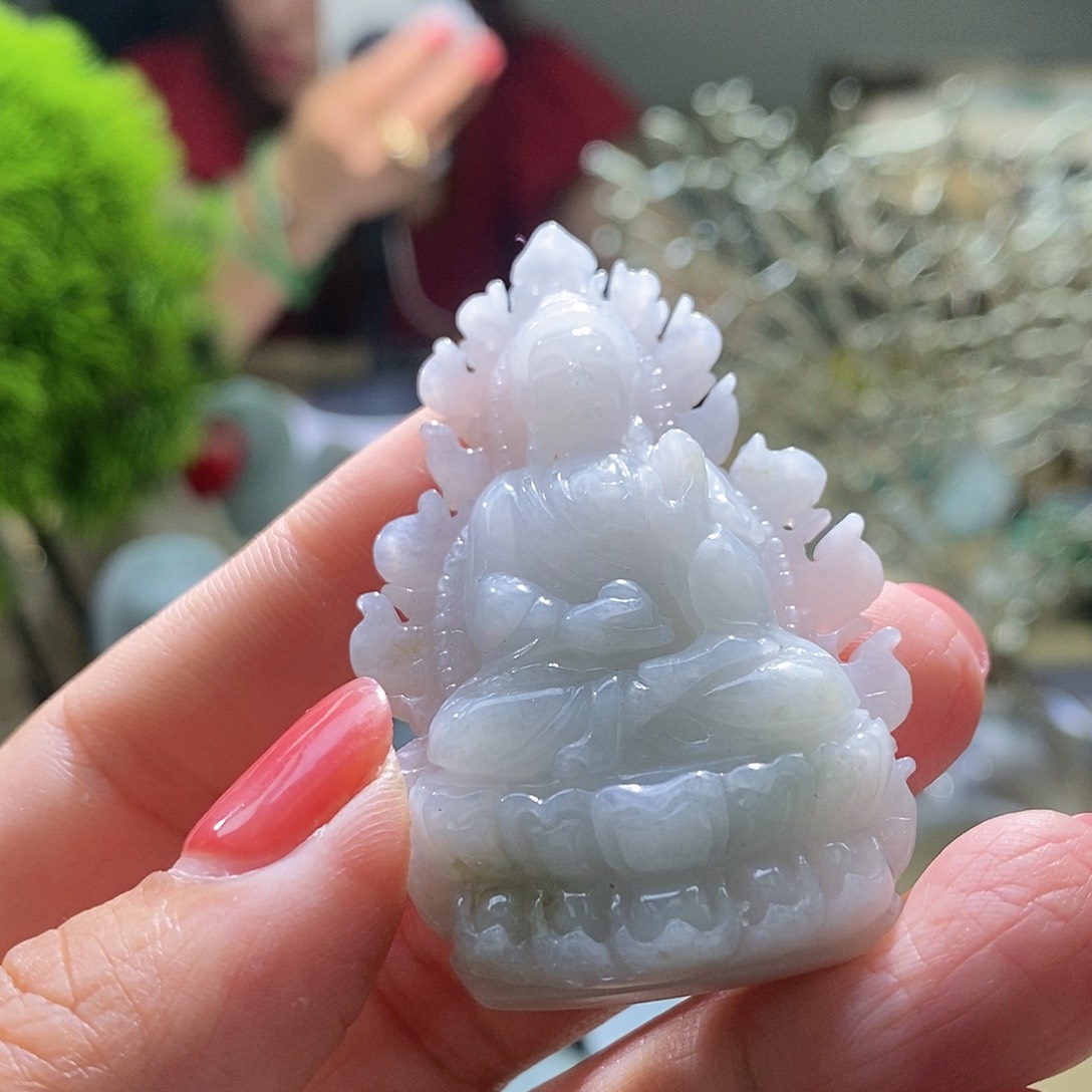 【闪购商品】翡翠未镶嵌颈饰阿咪