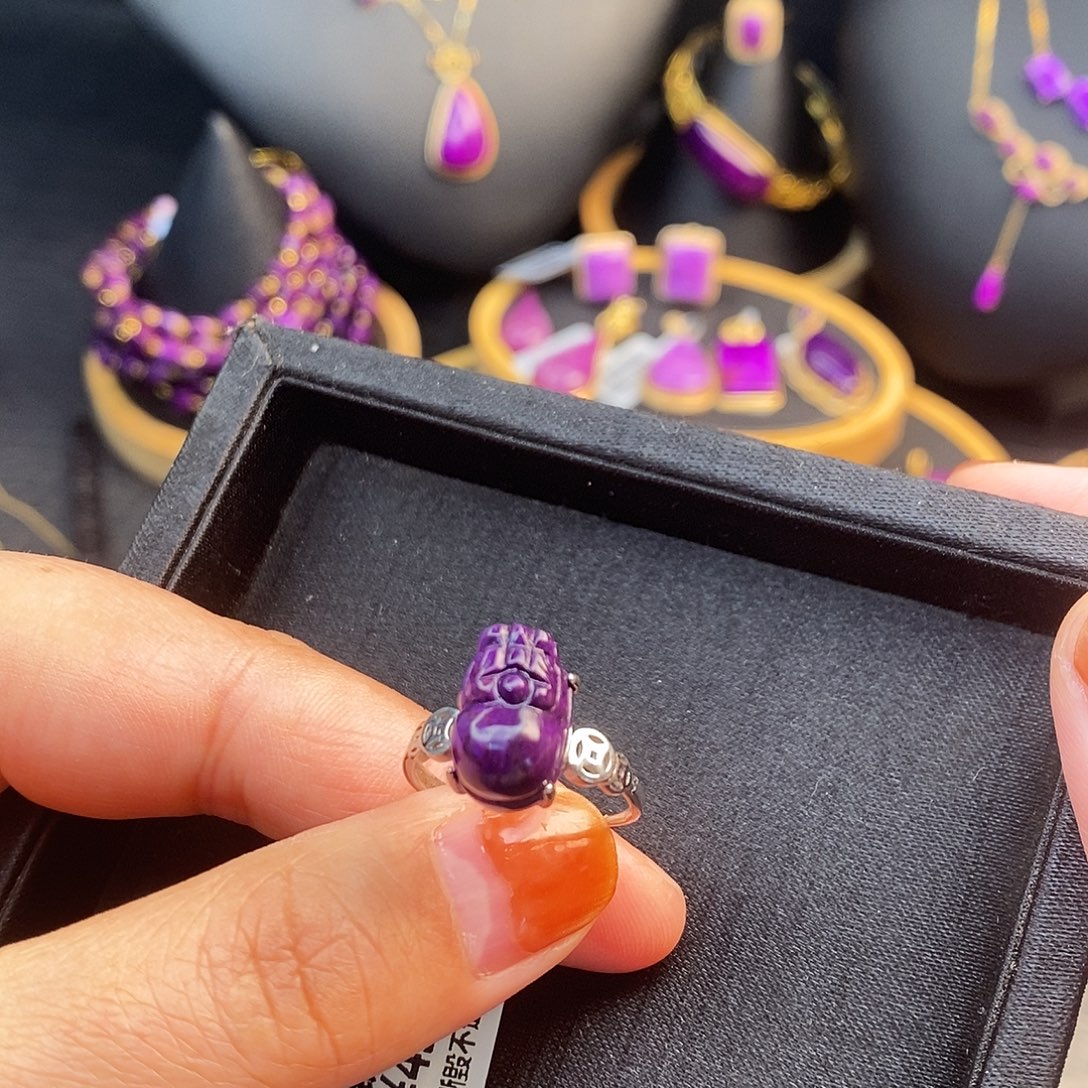 苏纪石（舒俱来）银S925镶嵌戒指