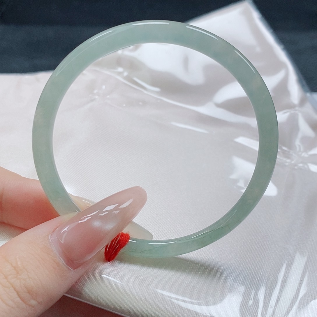 【闪购商品】未镶嵌手镯（圆镯）翡翠463号