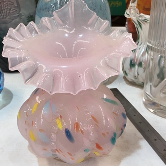 无铅玻璃花瓶高19厘米宽口径5厘米