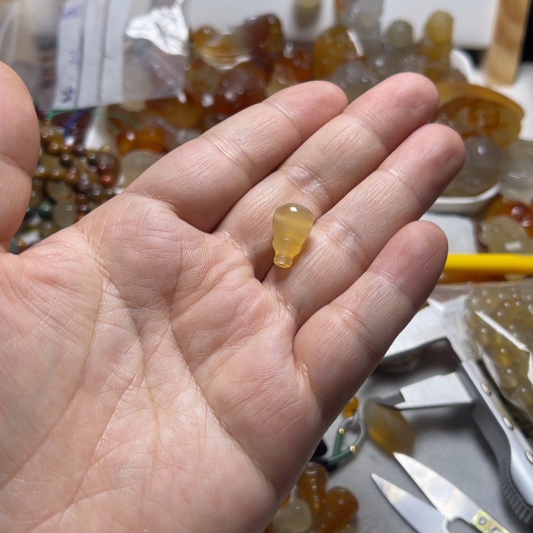 咪***姐玛瑙/玉髓未镶嵌颈饰2215