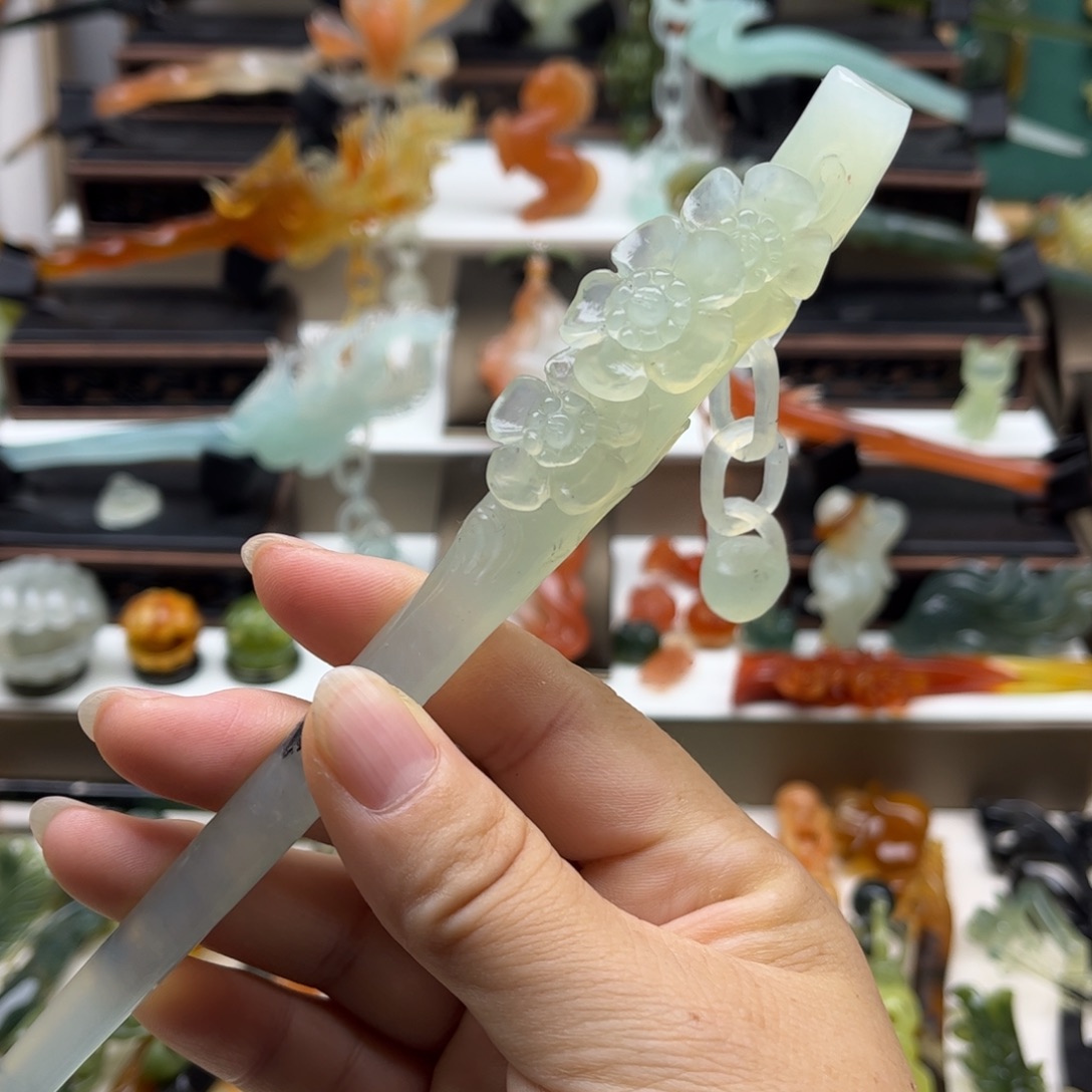 蛇纹石玉未镶嵌岫玉发簪