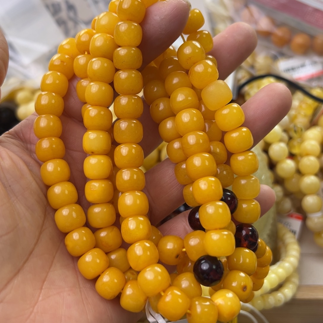 琥珀珠宝奇石未镶嵌