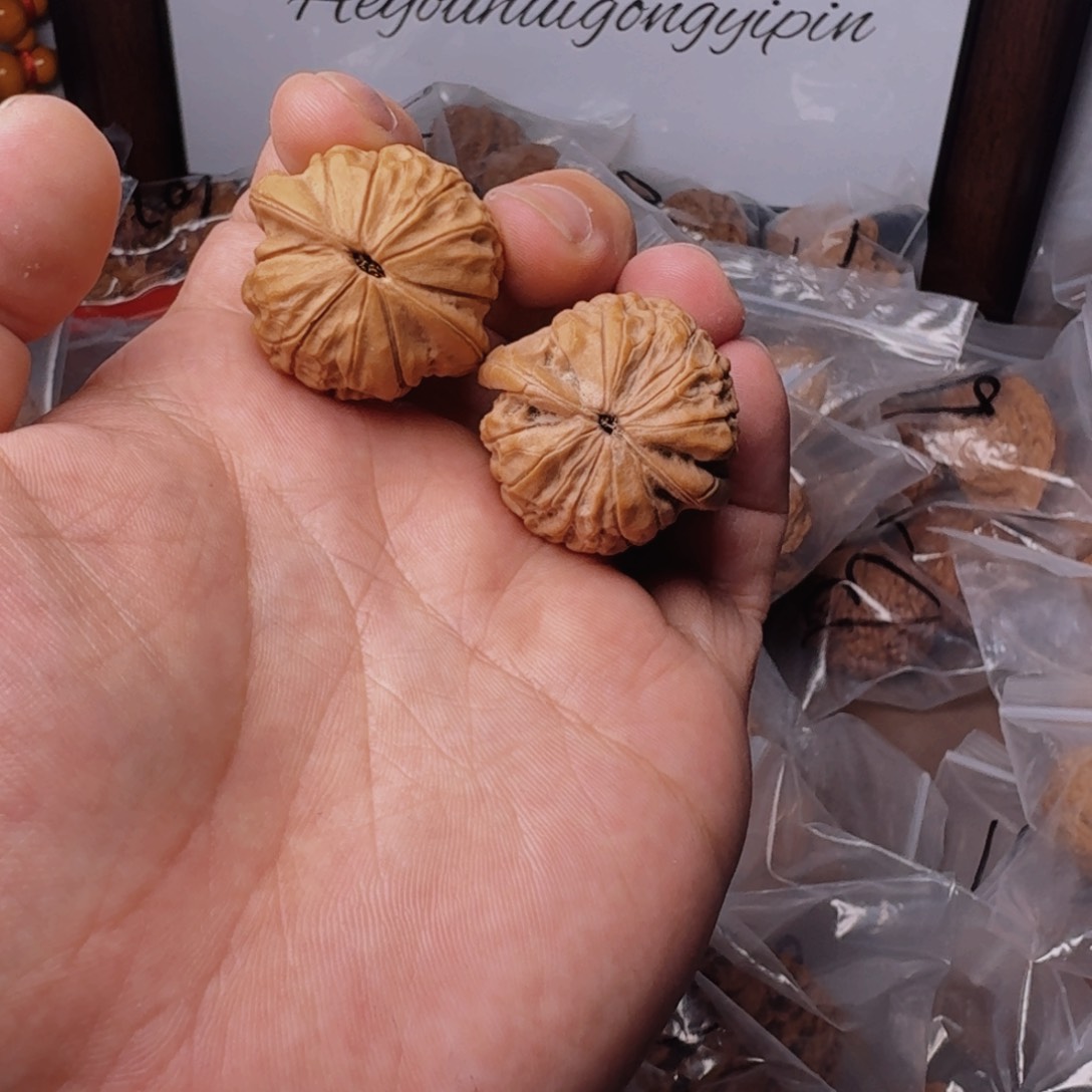 文玩核桃把件甲骨文121