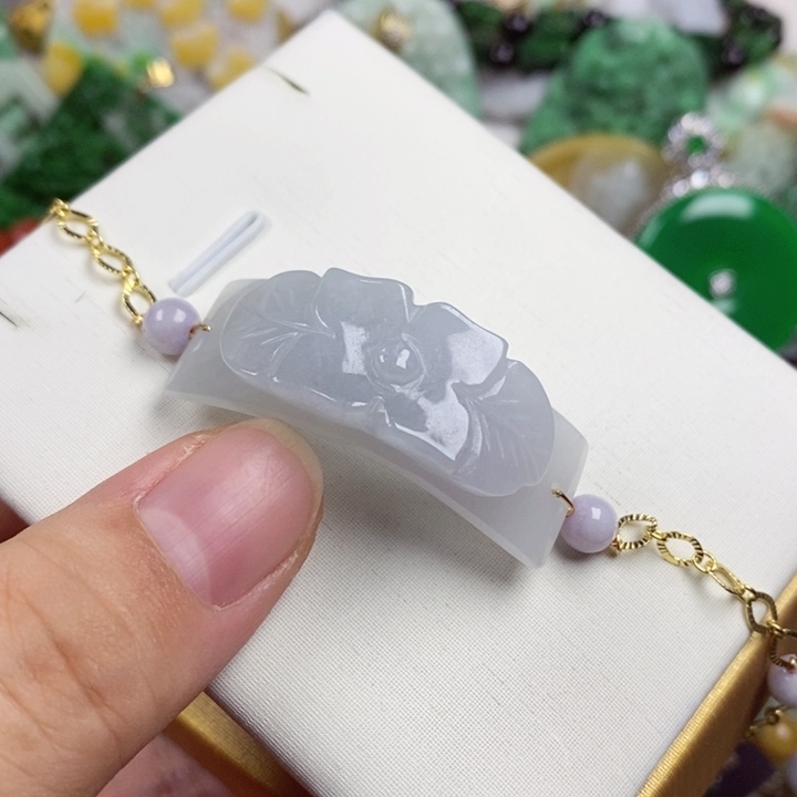 吊坠(赠链)未镶嵌翡翠