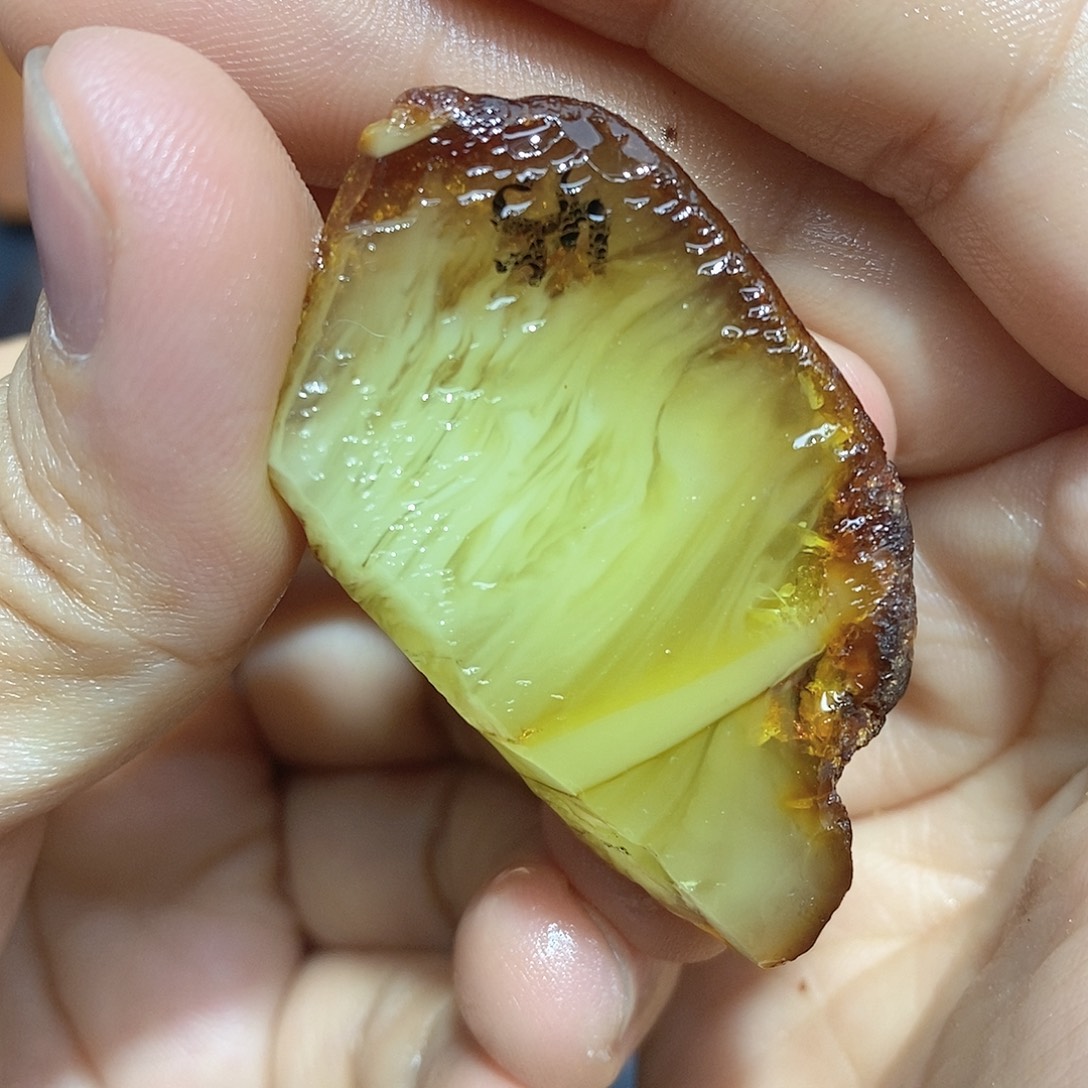 定制琥珀蜜蜡原石