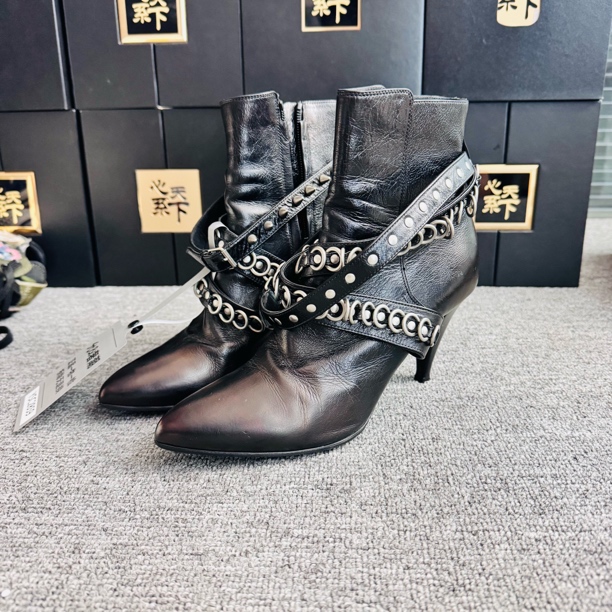95新 YSL/圣罗兰 金属铆钉链条半靴37.5码ysc2859