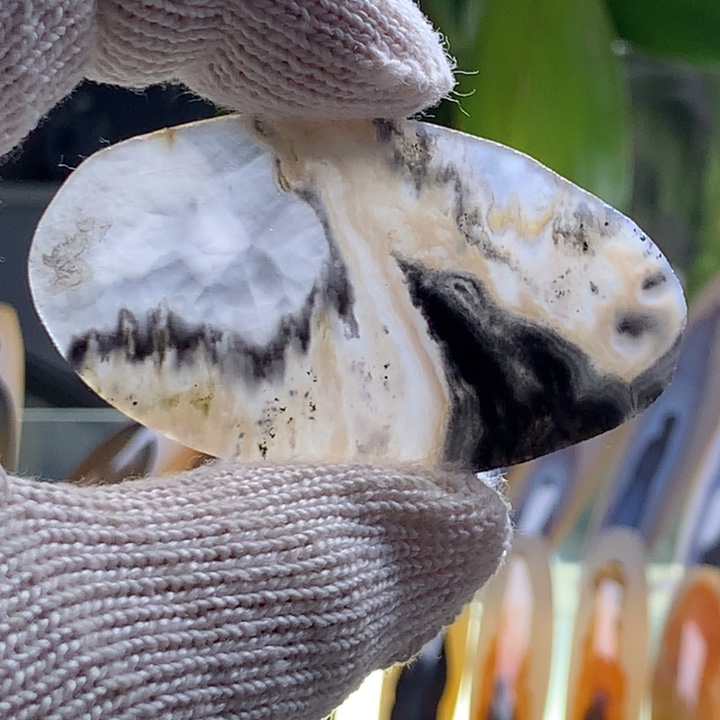 未镶嵌玛瑙/玉髓珠宝半成品96