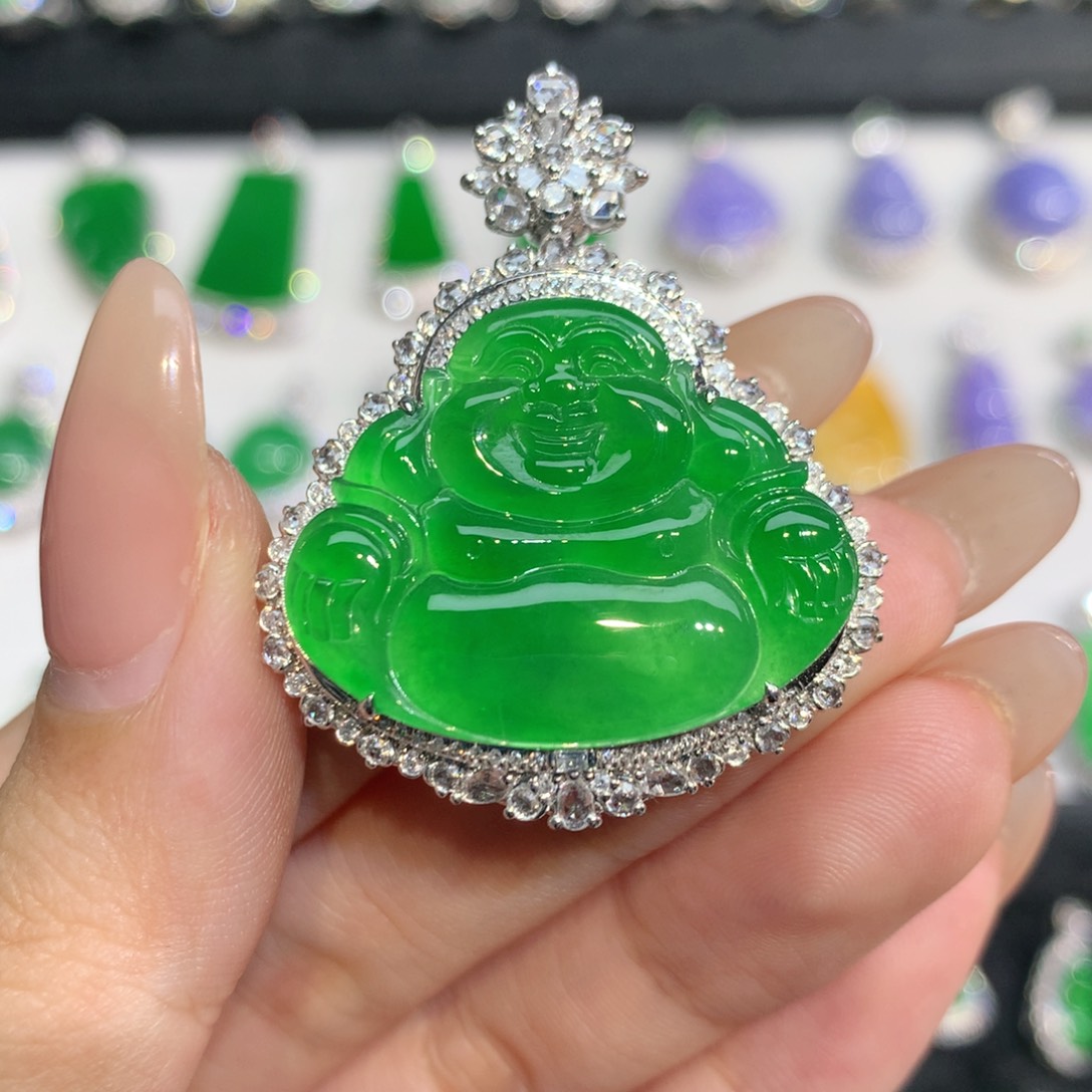 翡翠18K金镶嵌吊坠(不含链)Y**燕