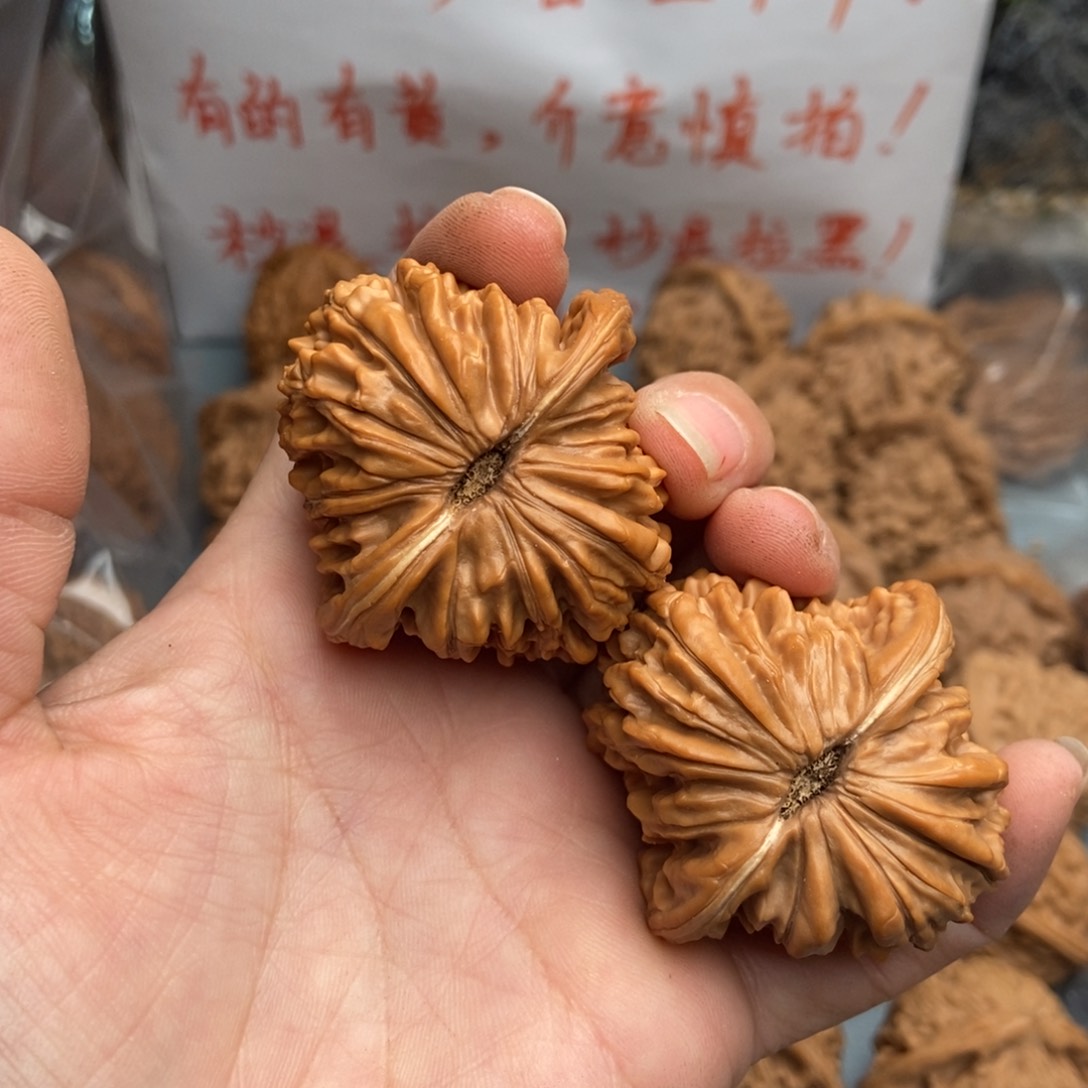 文玩核桃把件四座楼44