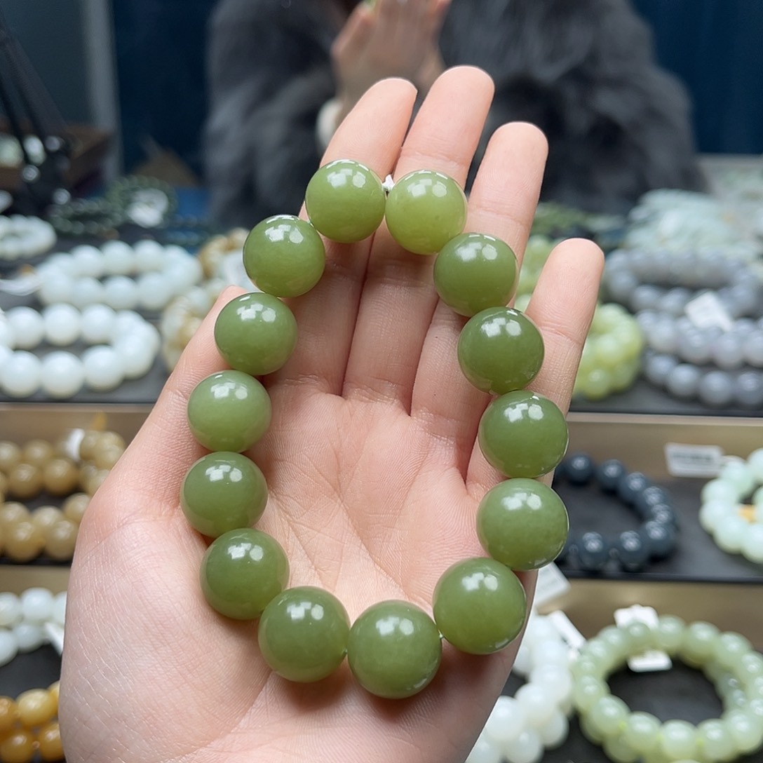 和田玉手链未镶嵌