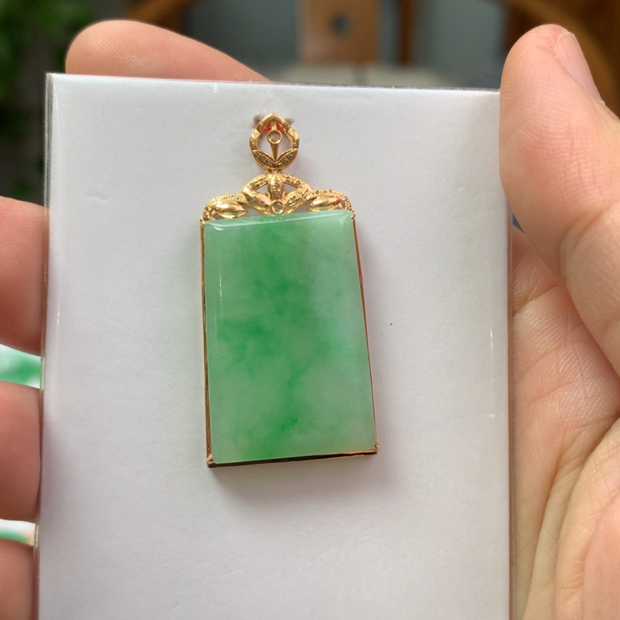 【闪购商品】翡翠颈饰18K金镶嵌翡翠首饰