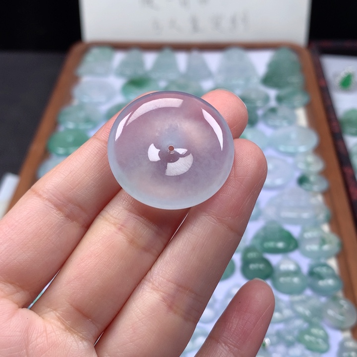 颈饰未镶嵌翡翠高冰平安扣