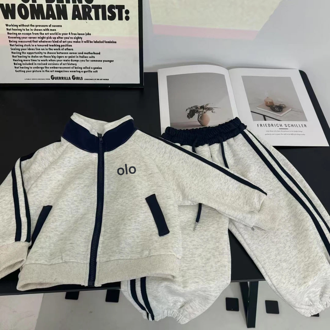 儿童套装2025秋季新款男女童宝宝拼色刺绣卫衣外套裤子两件套洋气