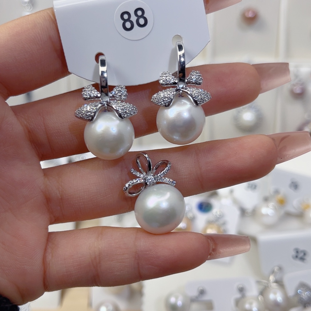 赣***阳颈饰银S925镶嵌淡水珍珠