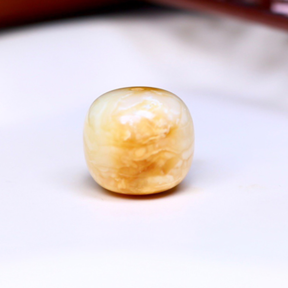 14*13mm纯天然咖沁老型单珠，实物很大一颗，14以下的串配上去都OK