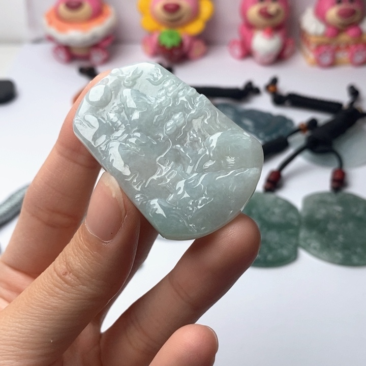 翡翠未镶嵌颈饰翡翠