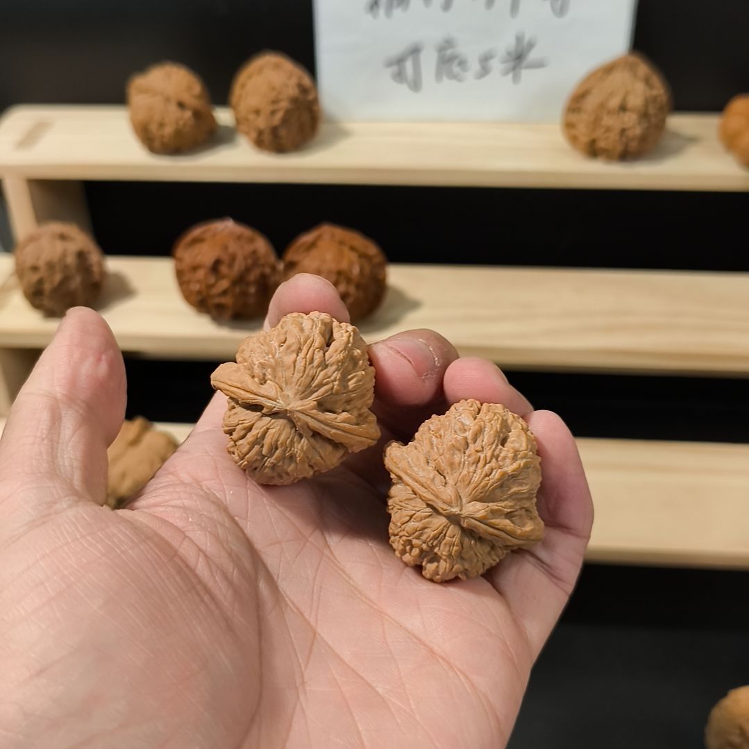 吊坠文玩核桃36白狮子