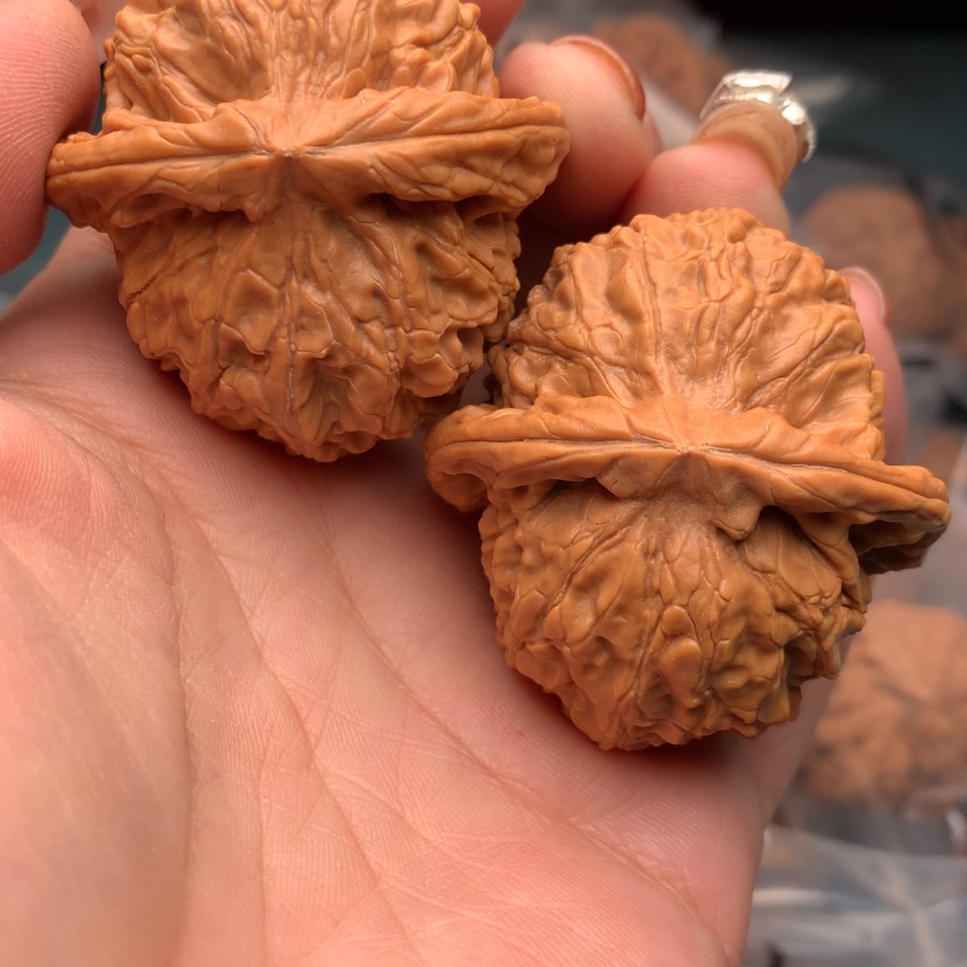 文玩核桃把件晨*金麒麟100