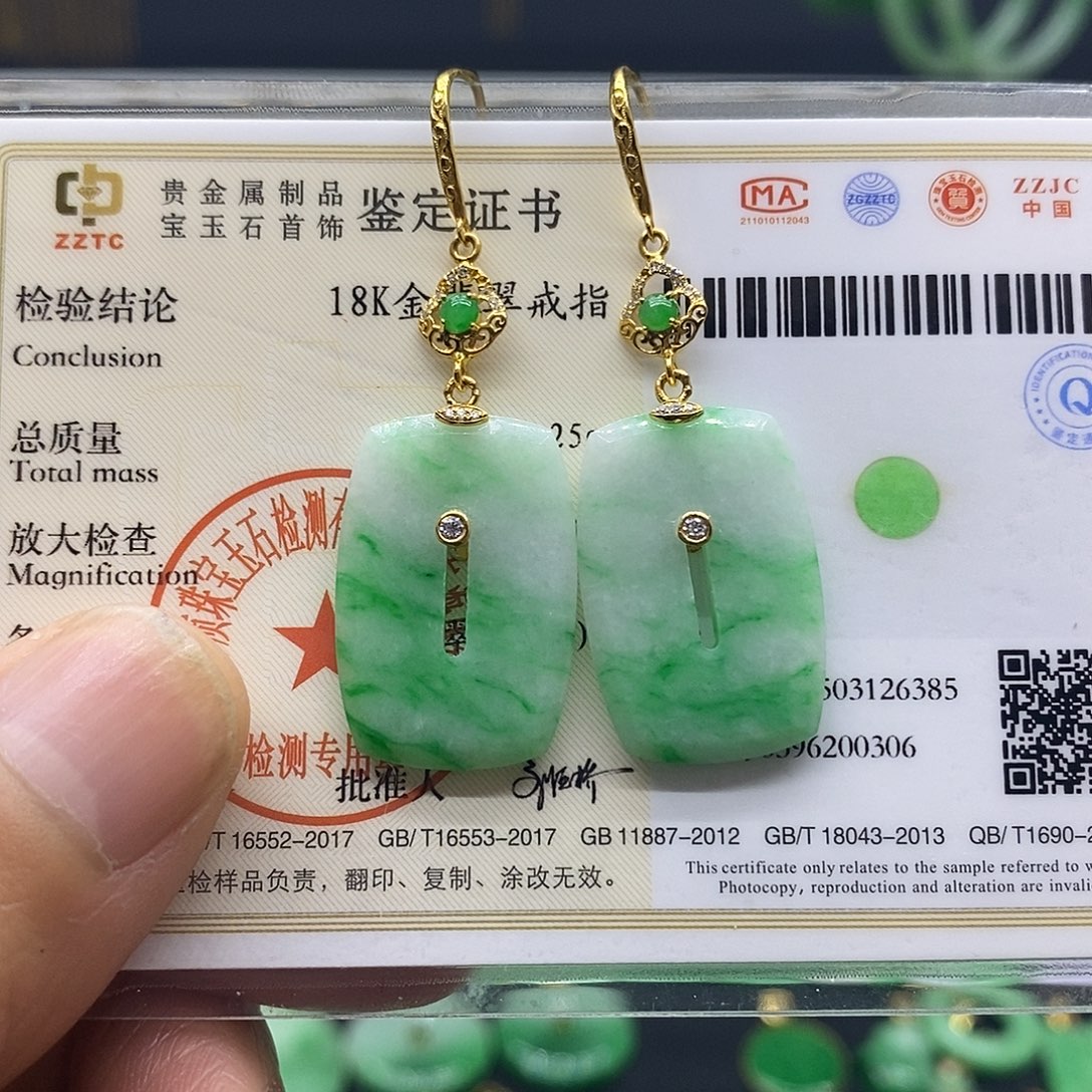 翡翠18K金镶嵌耳饰耳饰