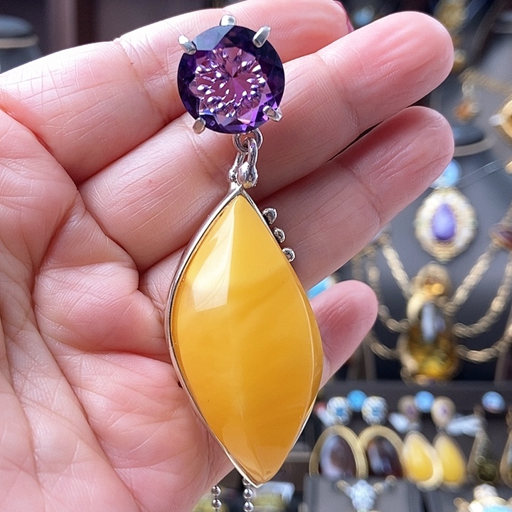 琥珀颈饰银S925镶嵌吊坠