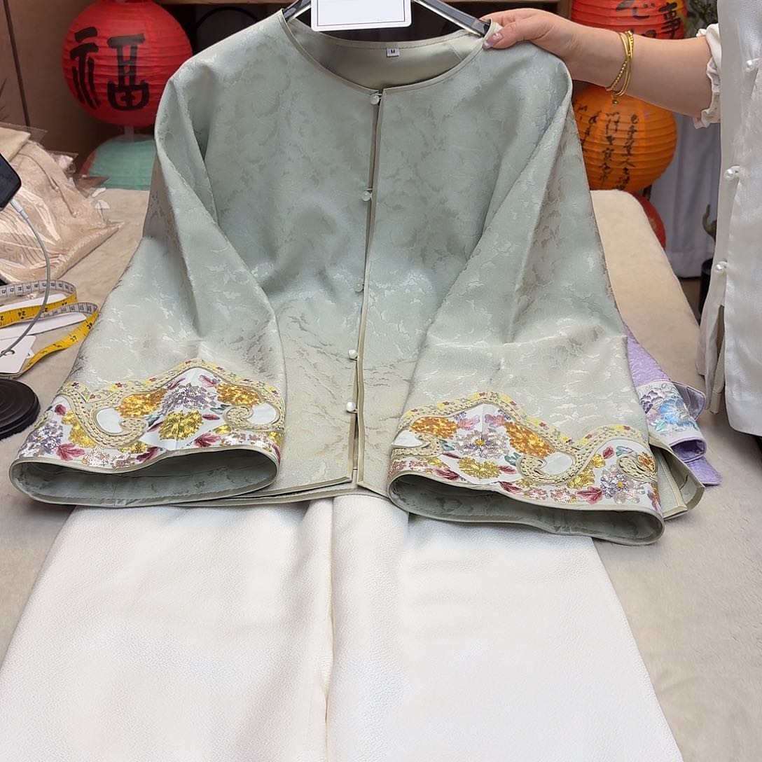 刺绣106胸围对襟上衣，63衣长