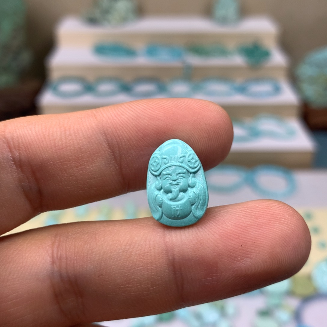 绿松石配饰未镶嵌