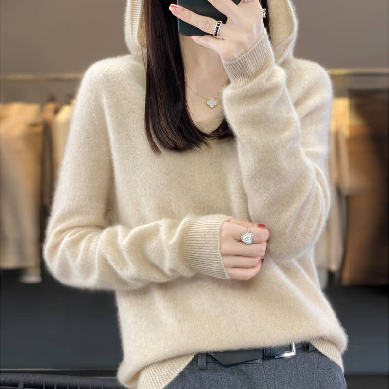 羊范25年初秋新款100%纯羊毛针织帽衫女士纯色一线成衣V领连帽衫