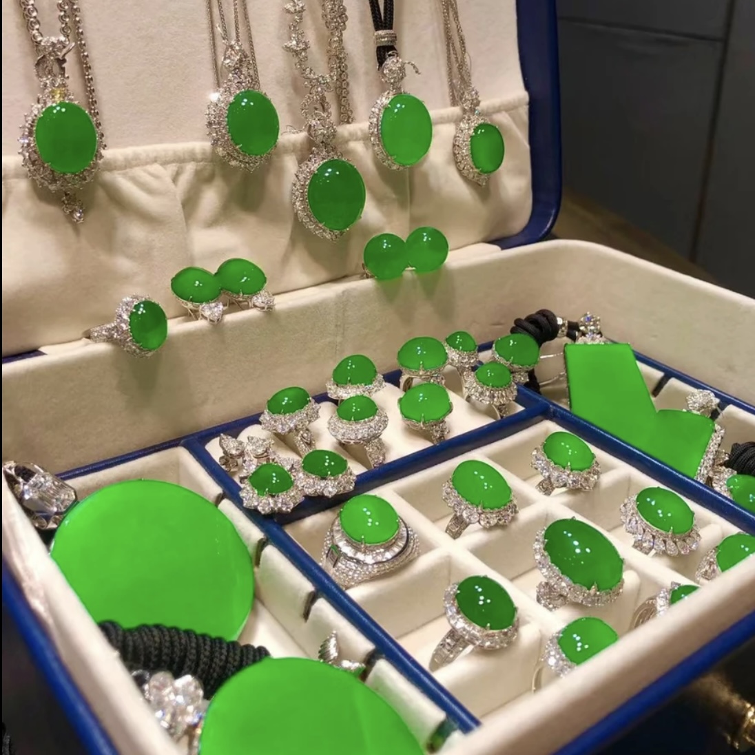 《纳福精选》未开价！！！（勿拍）高端摆件