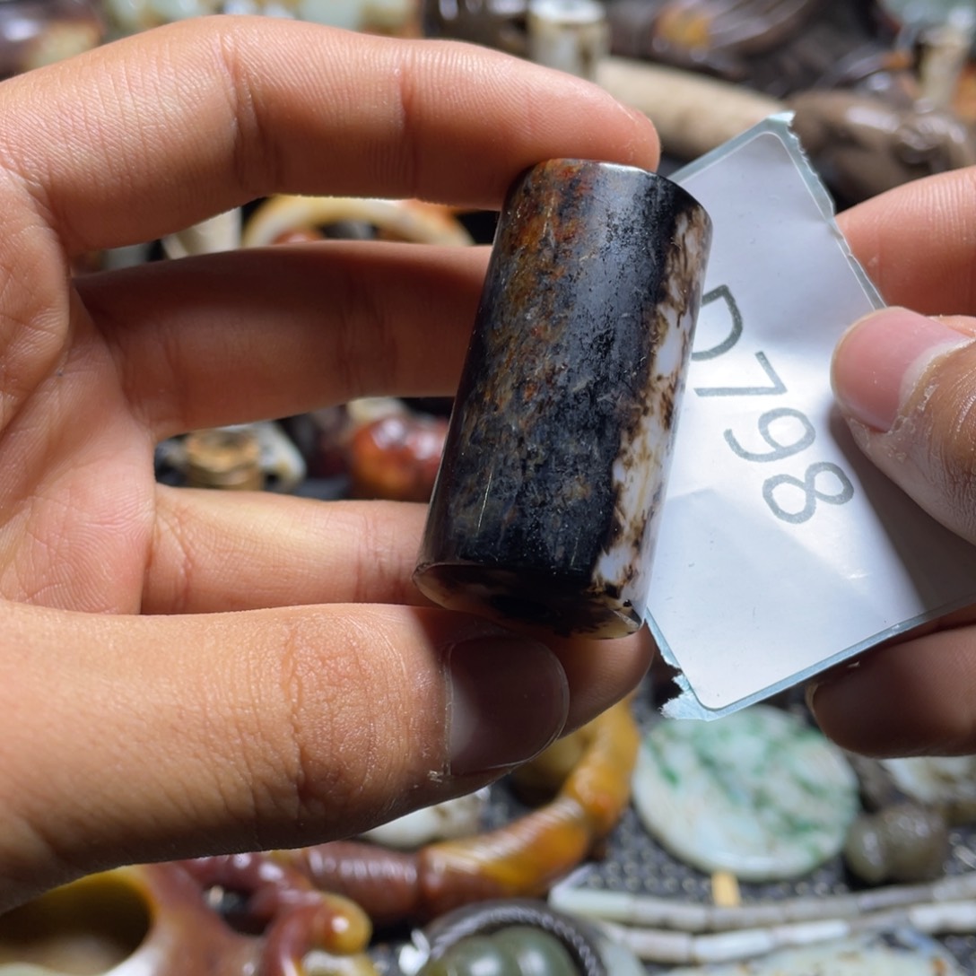 和田玉（糖玉）挂件未镶嵌