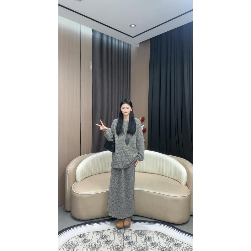 【允儿严选】轻奢气质加厚保暖显瘦上衣+半身裙套装