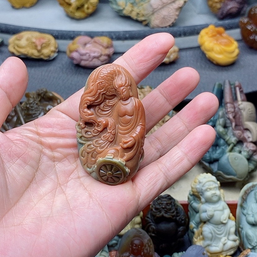 【闪购商品】定制石英质玉吊坠未镶嵌