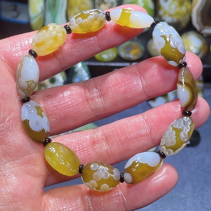 玛瑙/玉髓未镶嵌珠宝奇石