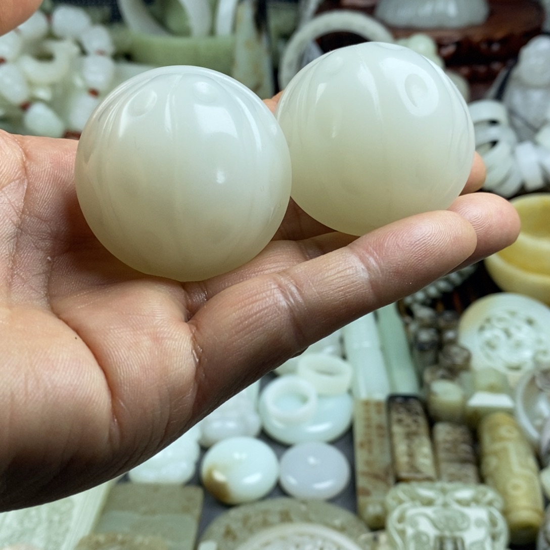 和田玉（糖玉）未镶嵌颈饰