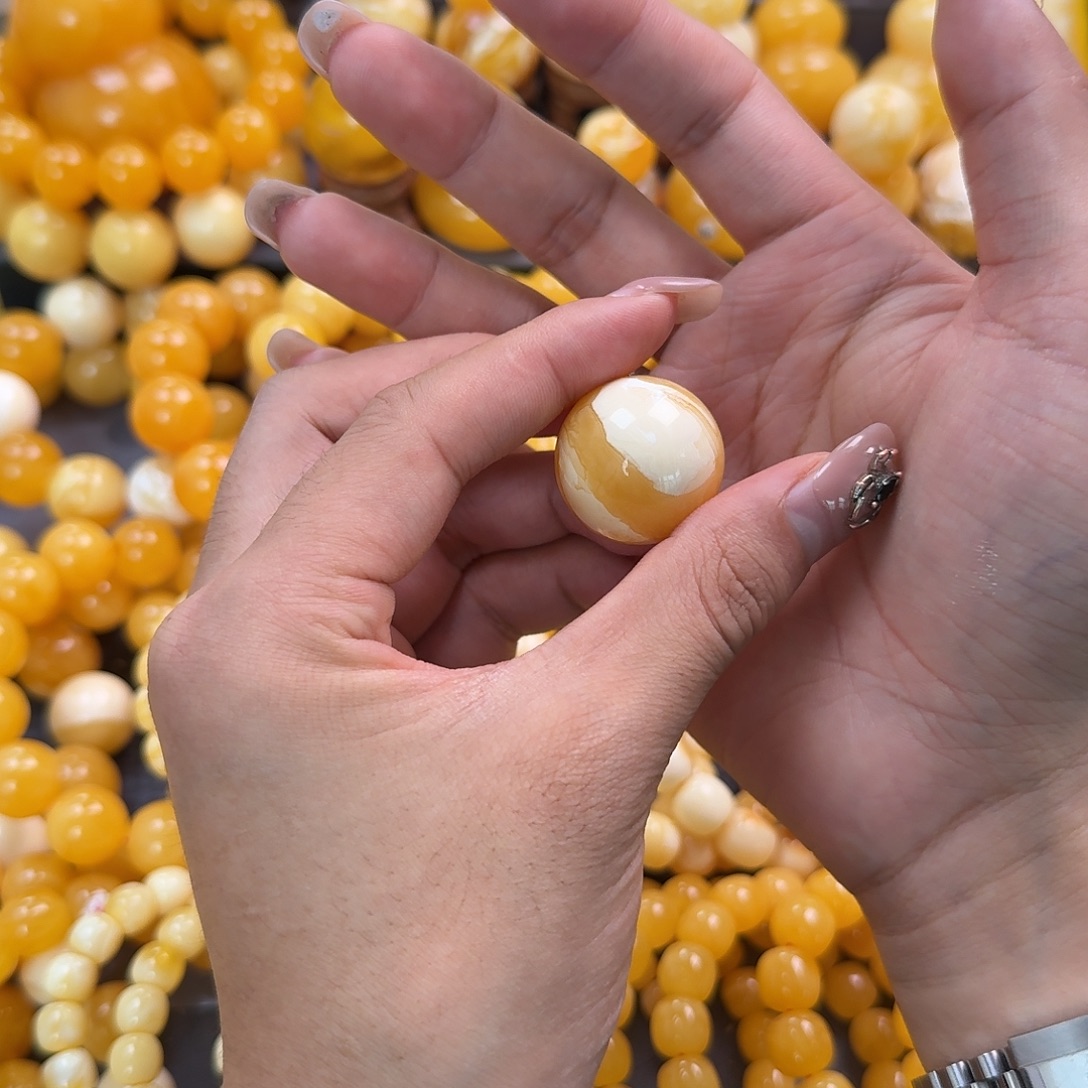 蜜蜡未镶嵌珠宝奇石26mm 10.3g