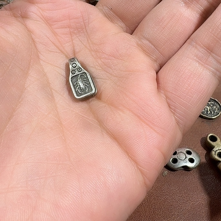 灵***霜东西很好看很好看