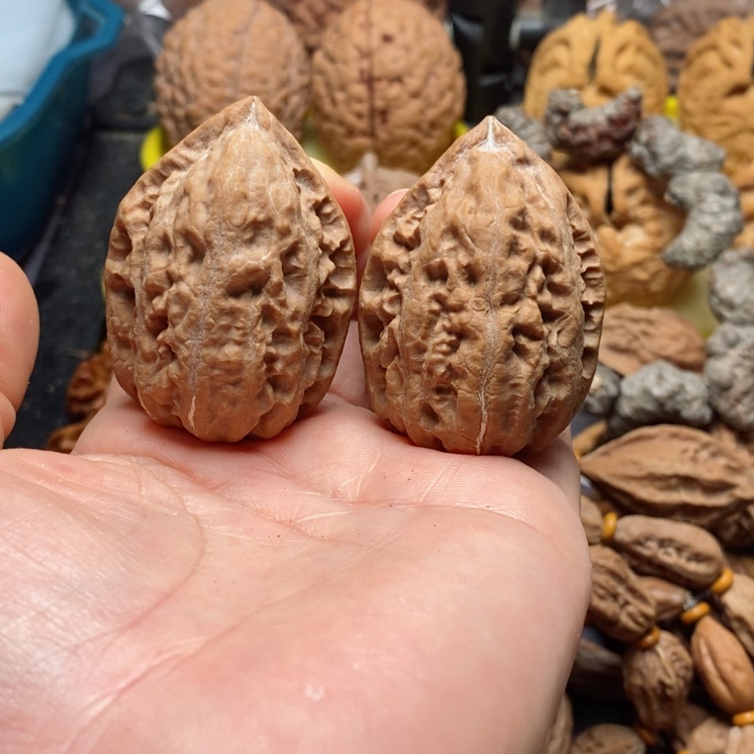 文玩核桃吊坠核桃84