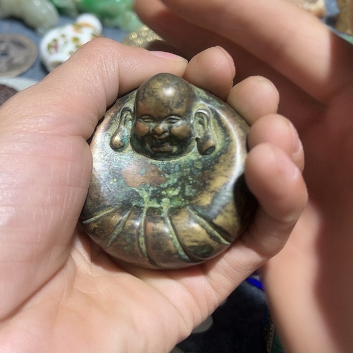 铜一个完整的物件