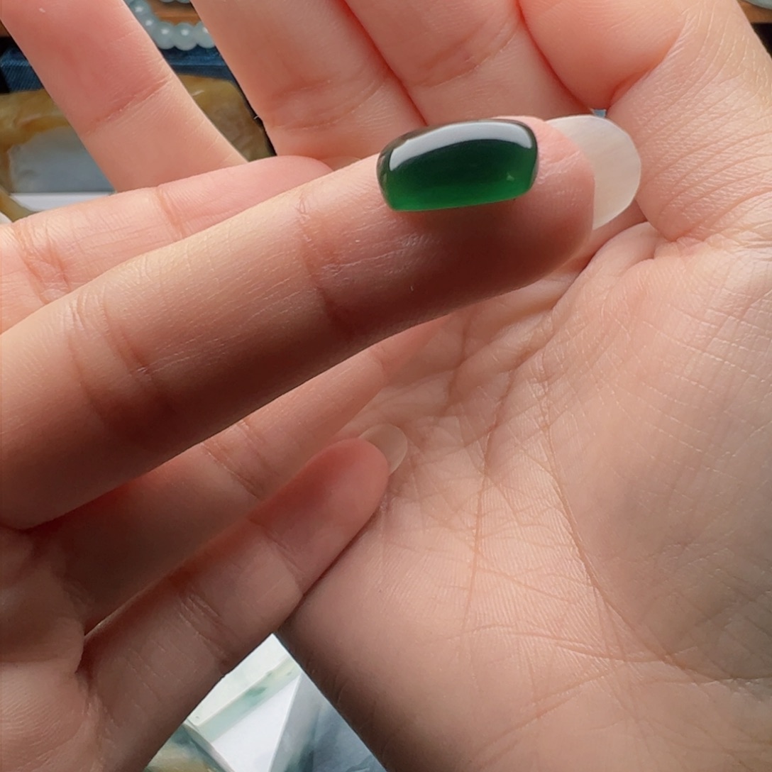 未镶嵌定制翡翠不包工