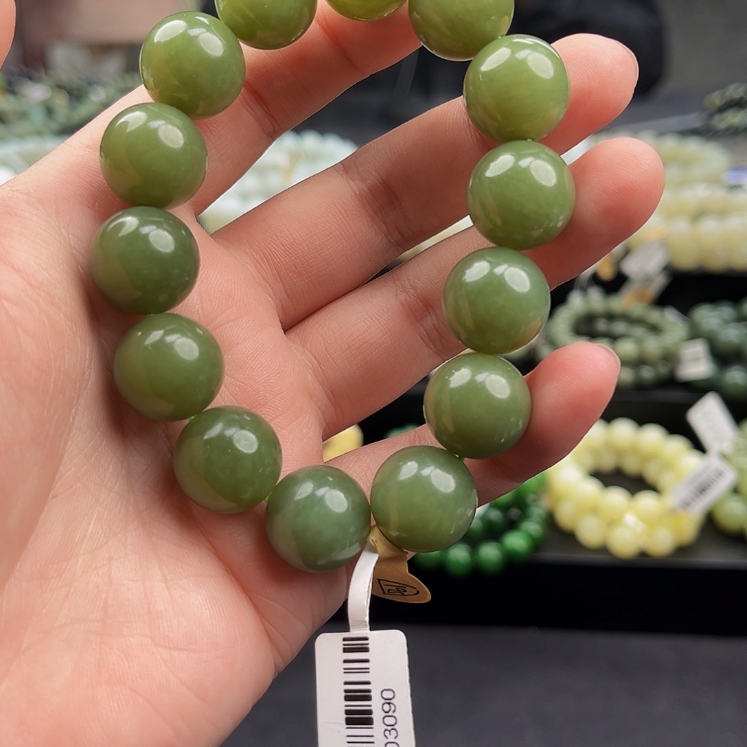 和田玉手串未镶嵌