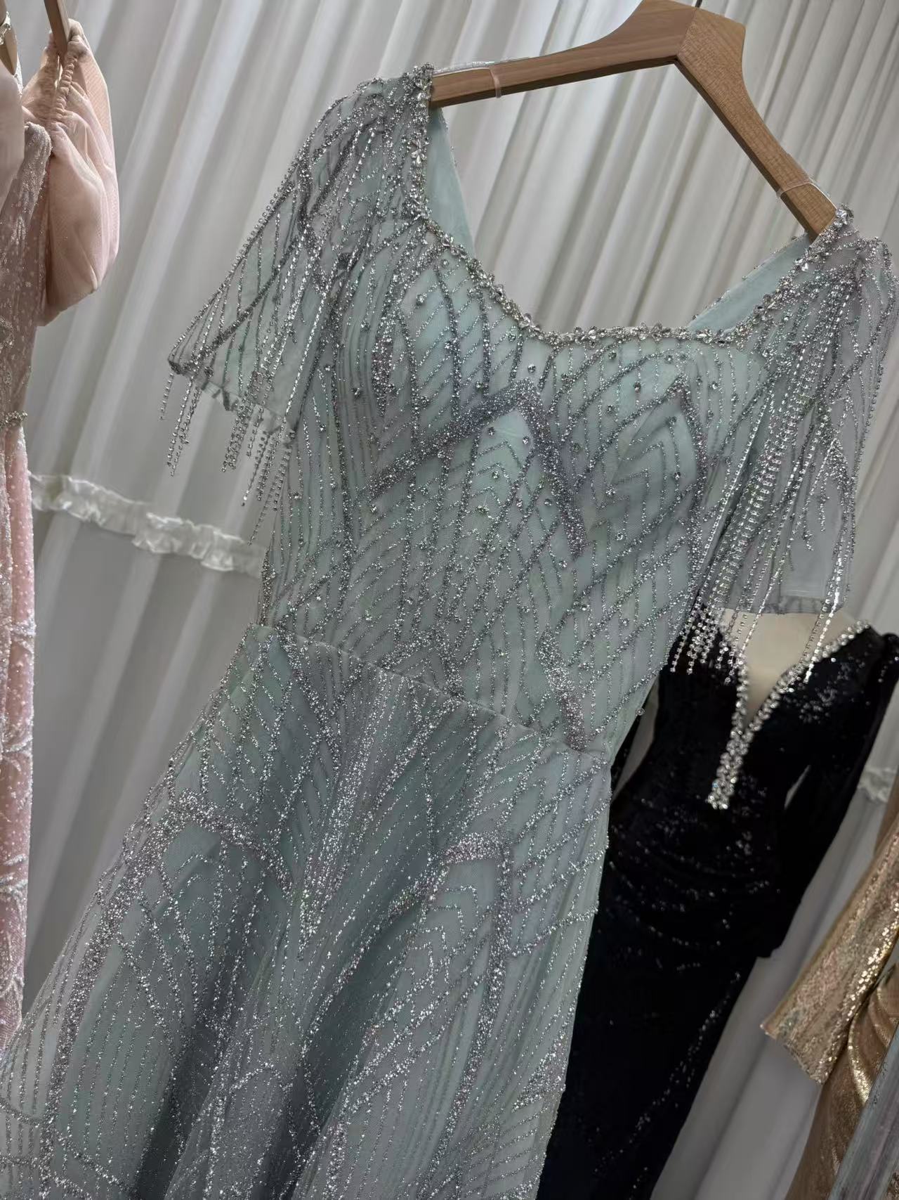 晚礼服新款高端轻奢主持人超闪敬酒服新娘长款大码绑带